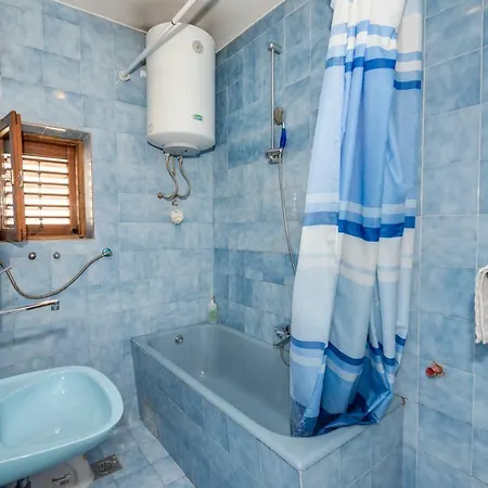 Apartment Lara Sibenik